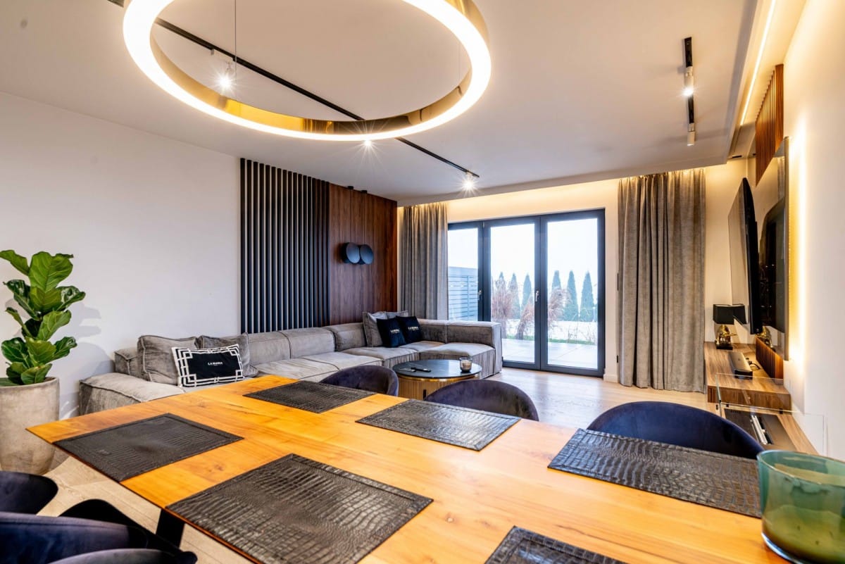 Dom 4 pokojowe na Sprzedaż