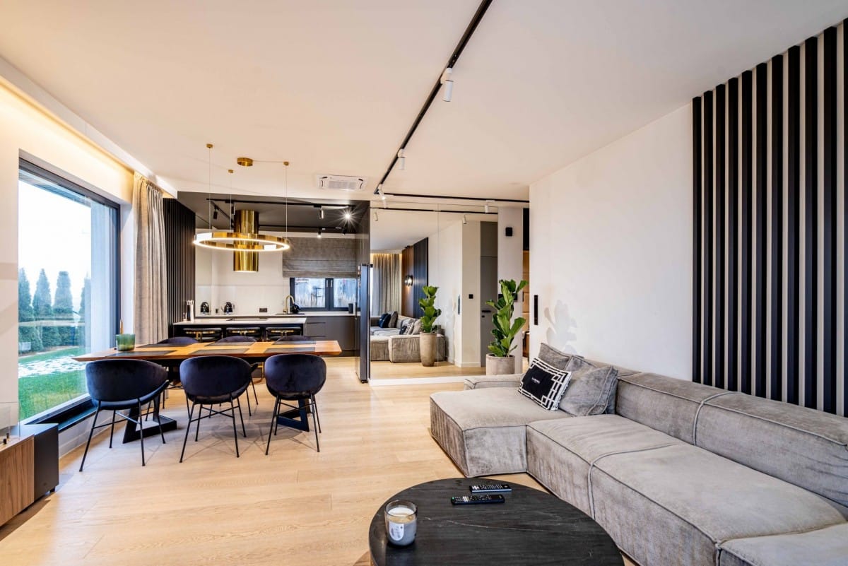 Dom 4 pokojowe na Sprzedaż