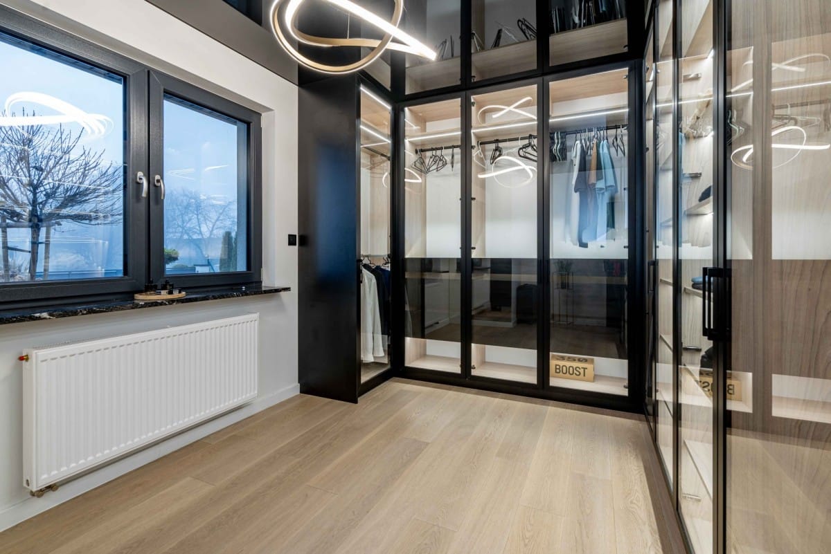 Dom 4 pokojowe na Sprzedaż