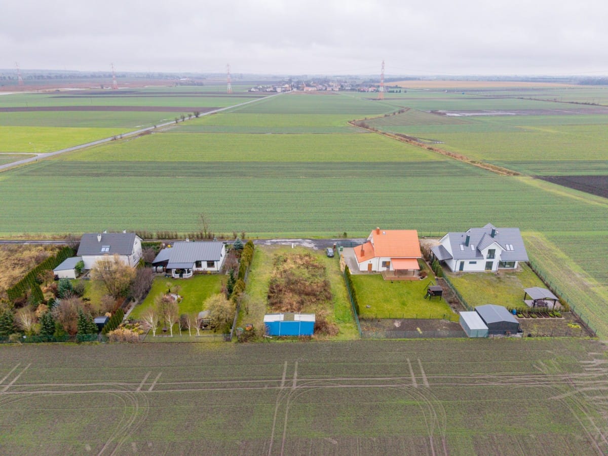 Działka  pokojowe na Sprzedaż