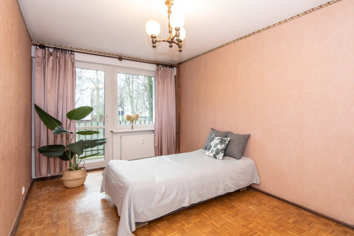 Mieszkanie 4 pokojowe na Sprzedaż