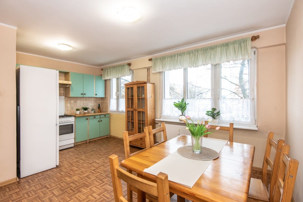 Mieszkanie 4 pokojowe na Sprzedaż