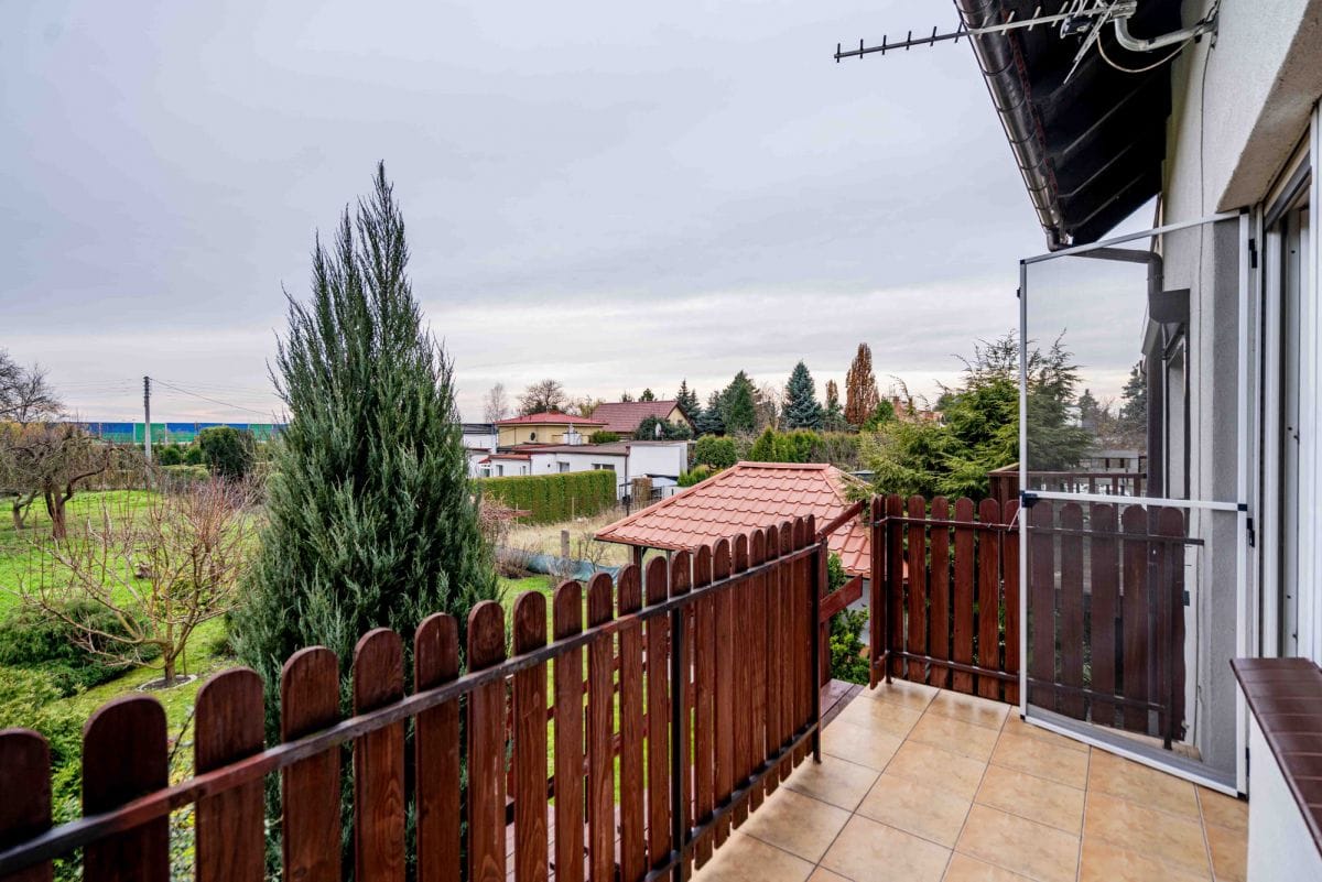 Dom 8 pokojowe na Sprzedaż