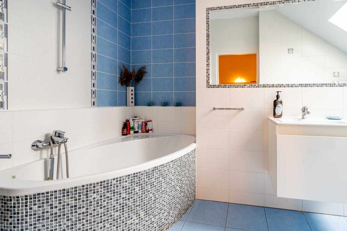 Dom 8 pokojowe na Sprzedaż