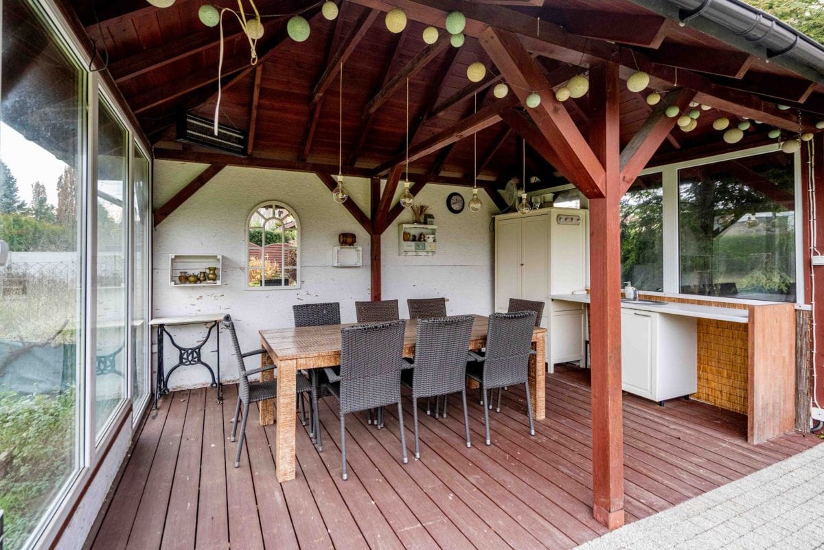 Dom 8 pokojowe na Sprzedaż