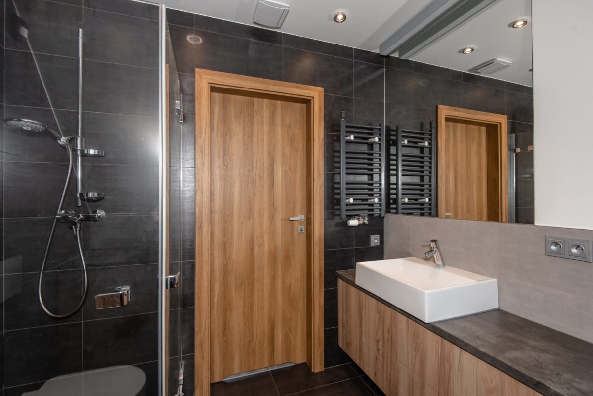 Dom 5 pokojowe na Sprzedaż