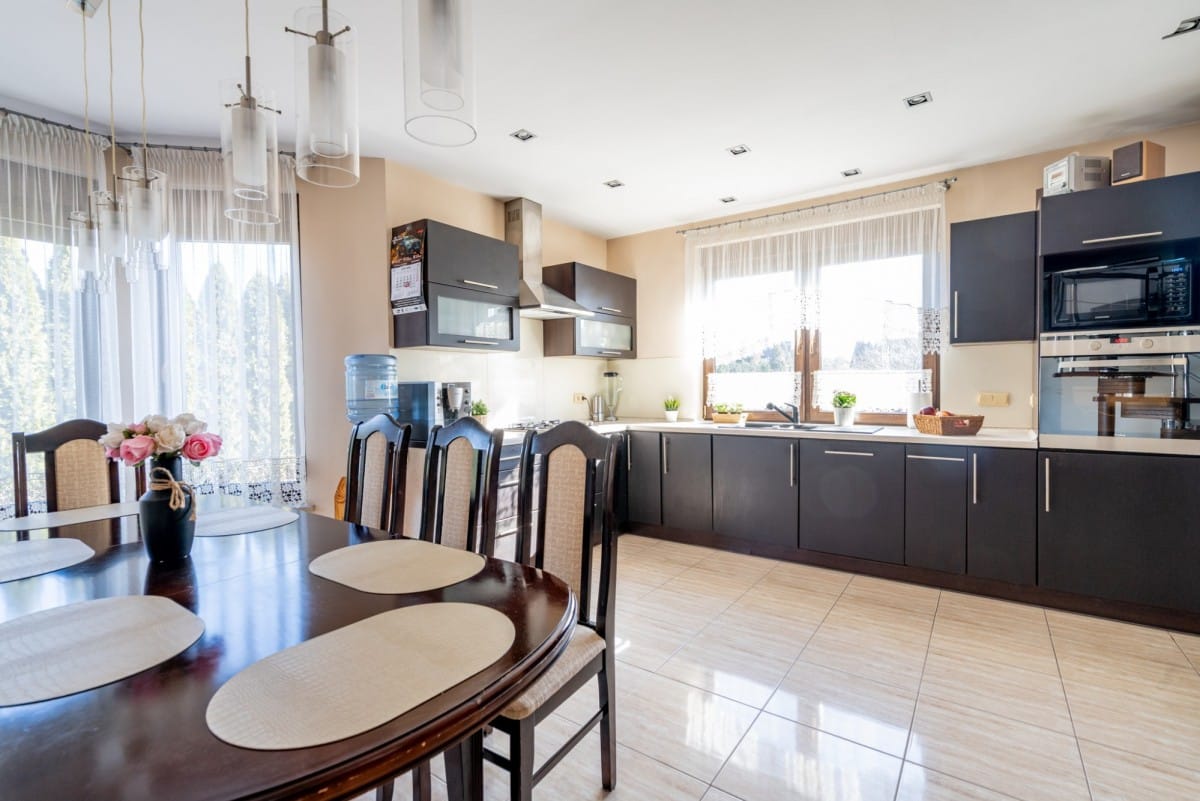 Dom 5 pokojowe na Sprzedaż