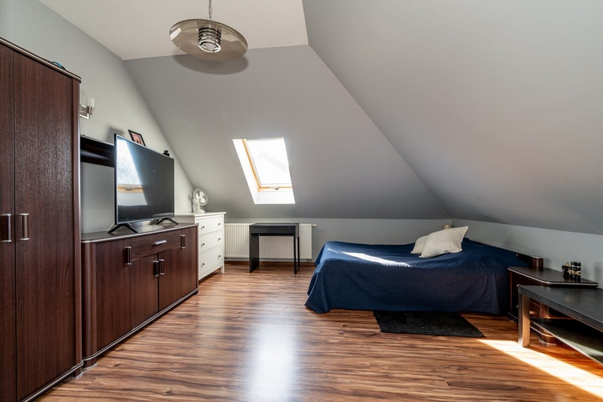 Dom 5 pokojowe na Sprzedaż