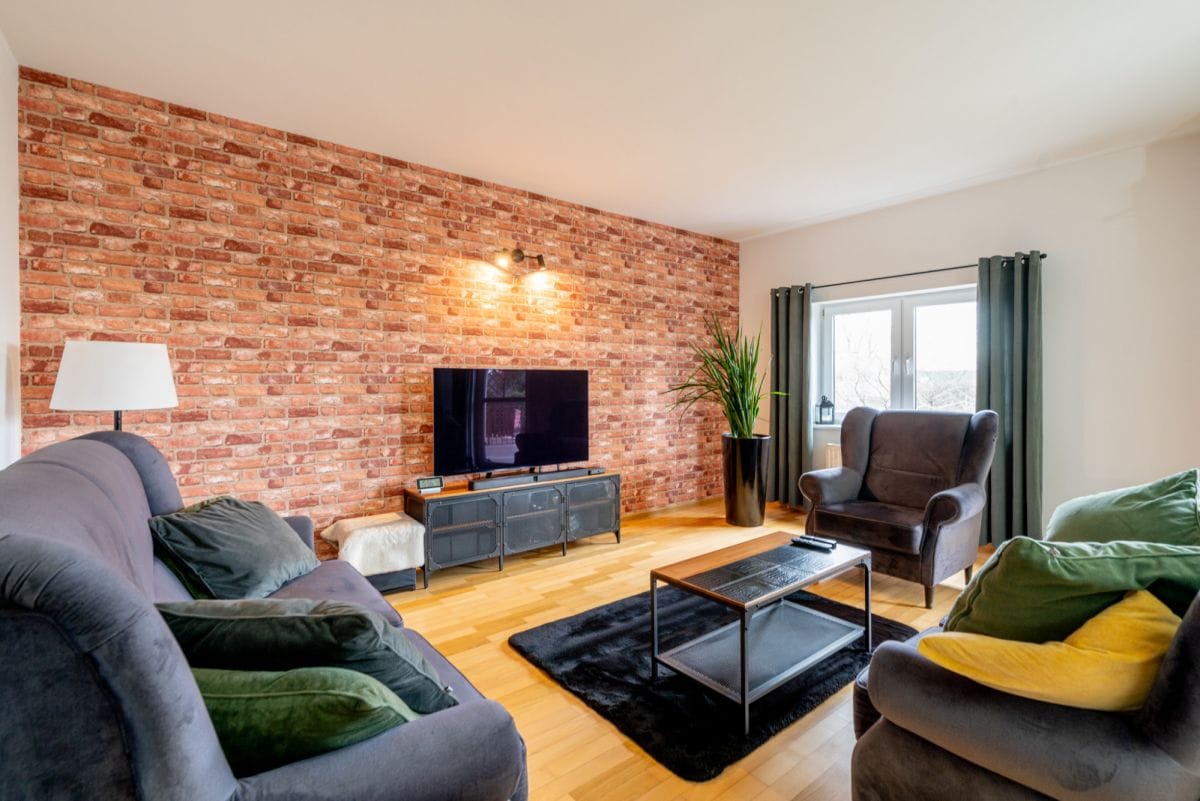 Dom 6 pokojowe na Sprzedaż