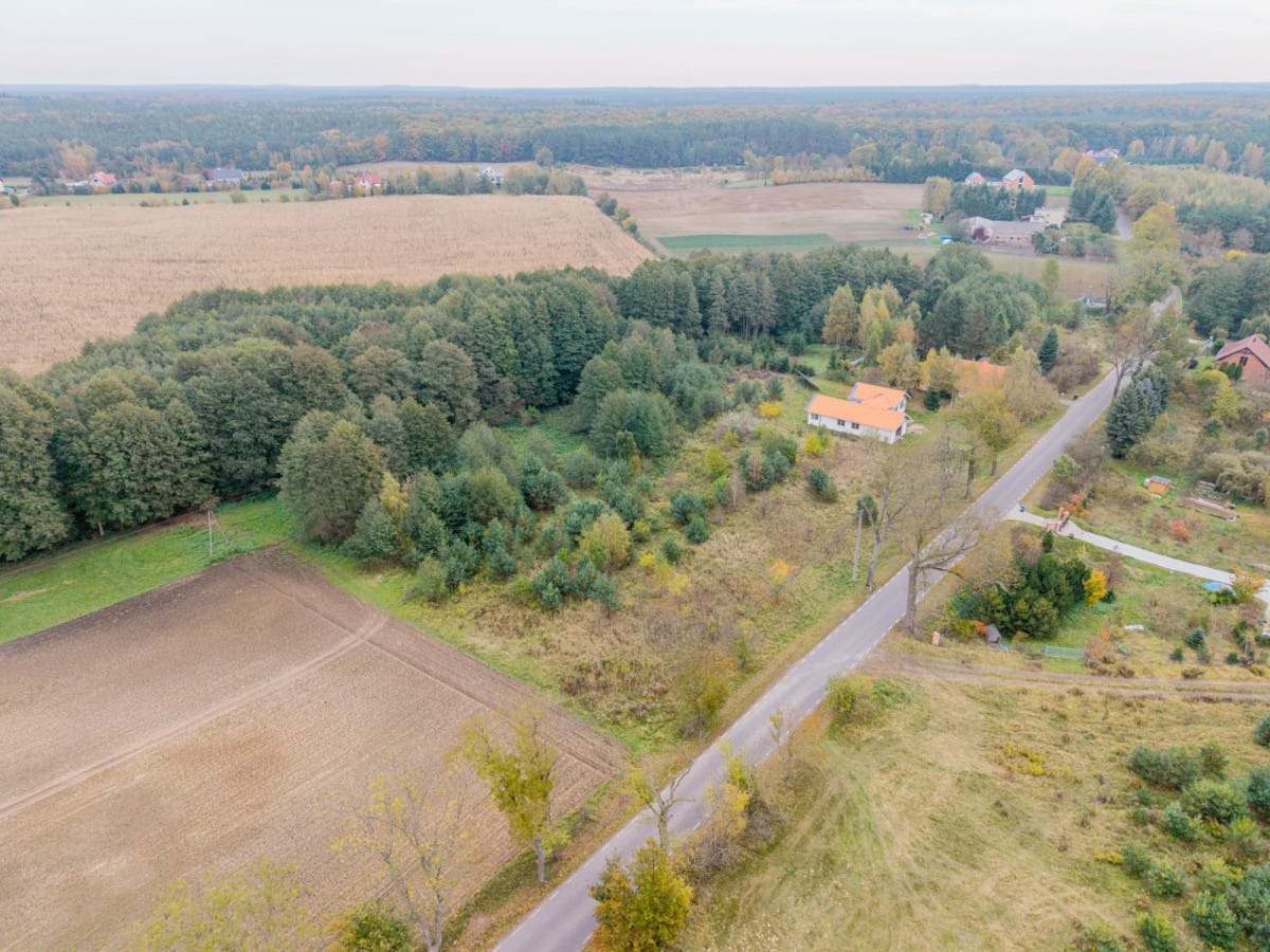 Działka  pokojowe na Sprzedaż