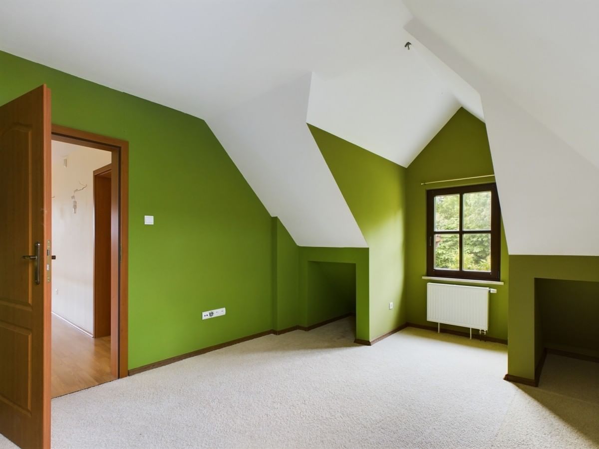 Dom 6 pokojowe na Sprzedaż