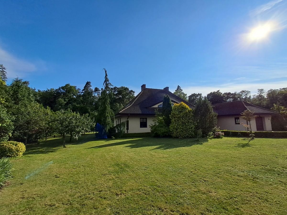 Dom 6 pokojowe na Sprzedaż