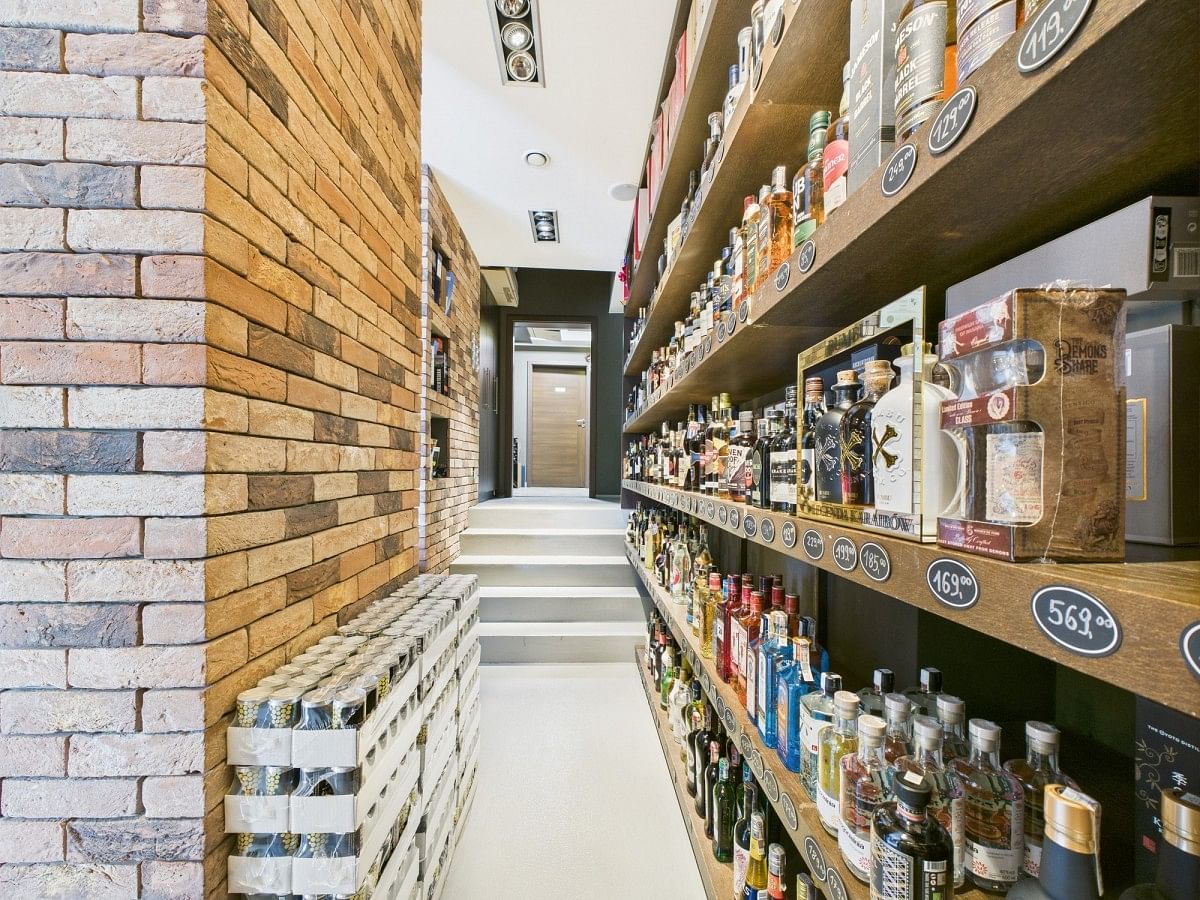 Lokal użytkowy  pokojowe na Sprzedaż