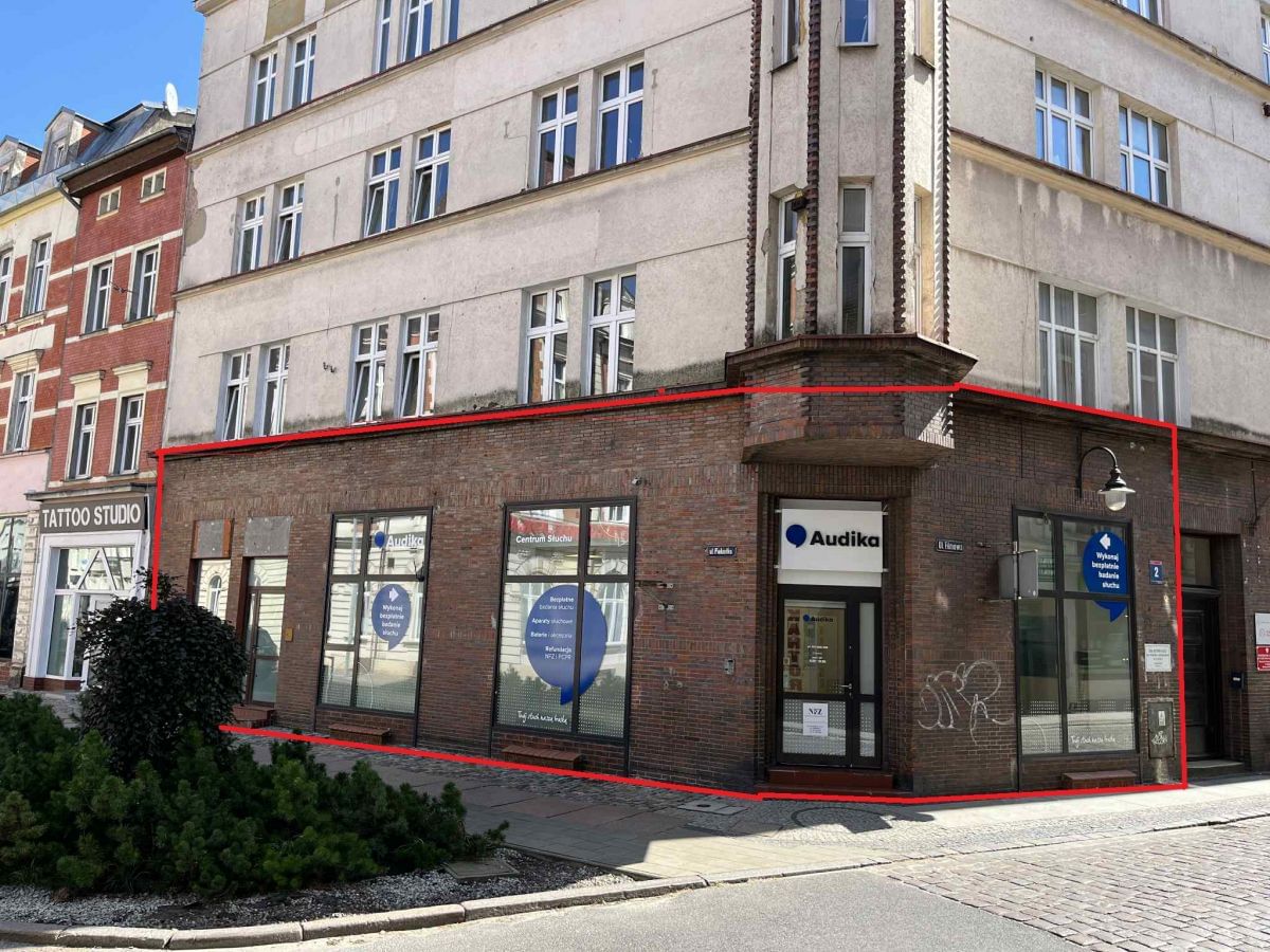 Lokal użytkowy  pokojowe na Sprzedaż