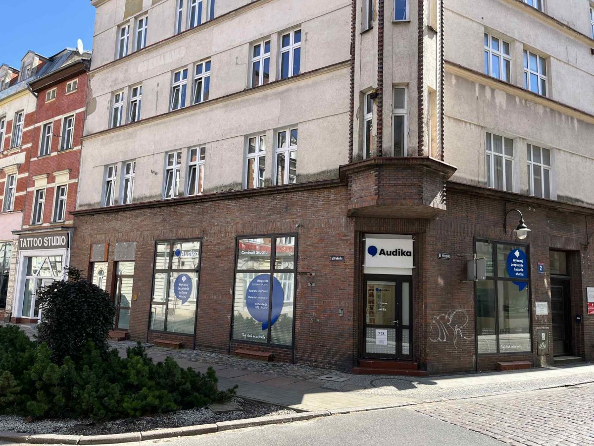 Lokal użytkowy  pokojowe na Sprzedaż