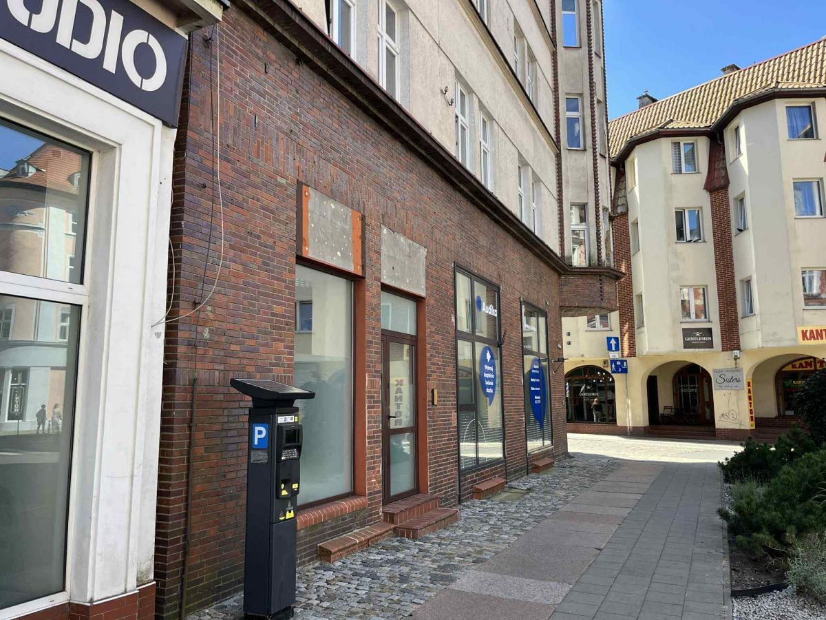 Lokal użytkowy  pokojowe na Sprzedaż