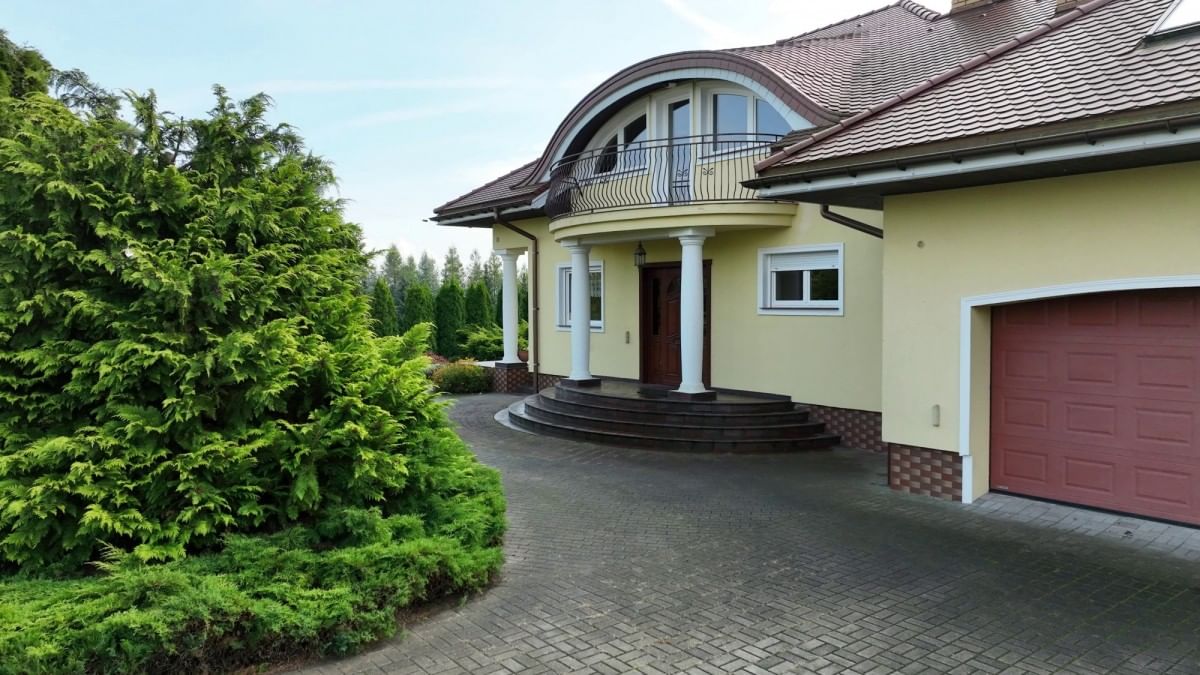 Dom 7 pokojowe na Sprzedaż