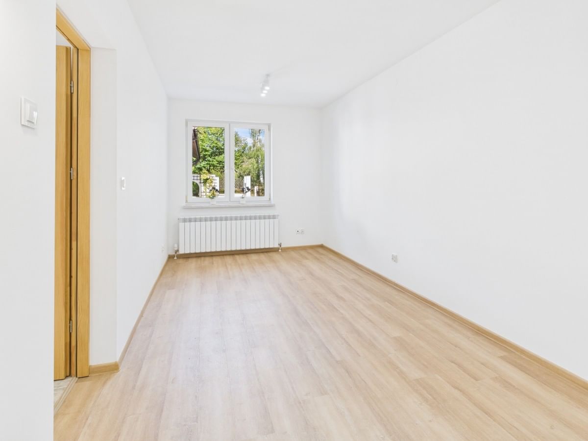 Lokal użytkowy  pokojowe na Wynajem