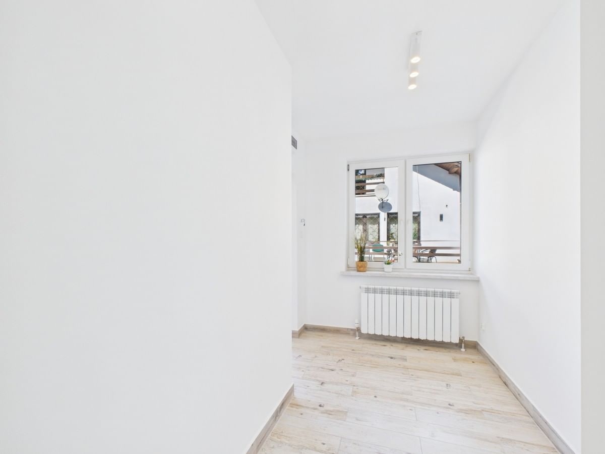 Lokal użytkowy  pokojowe na Wynajem