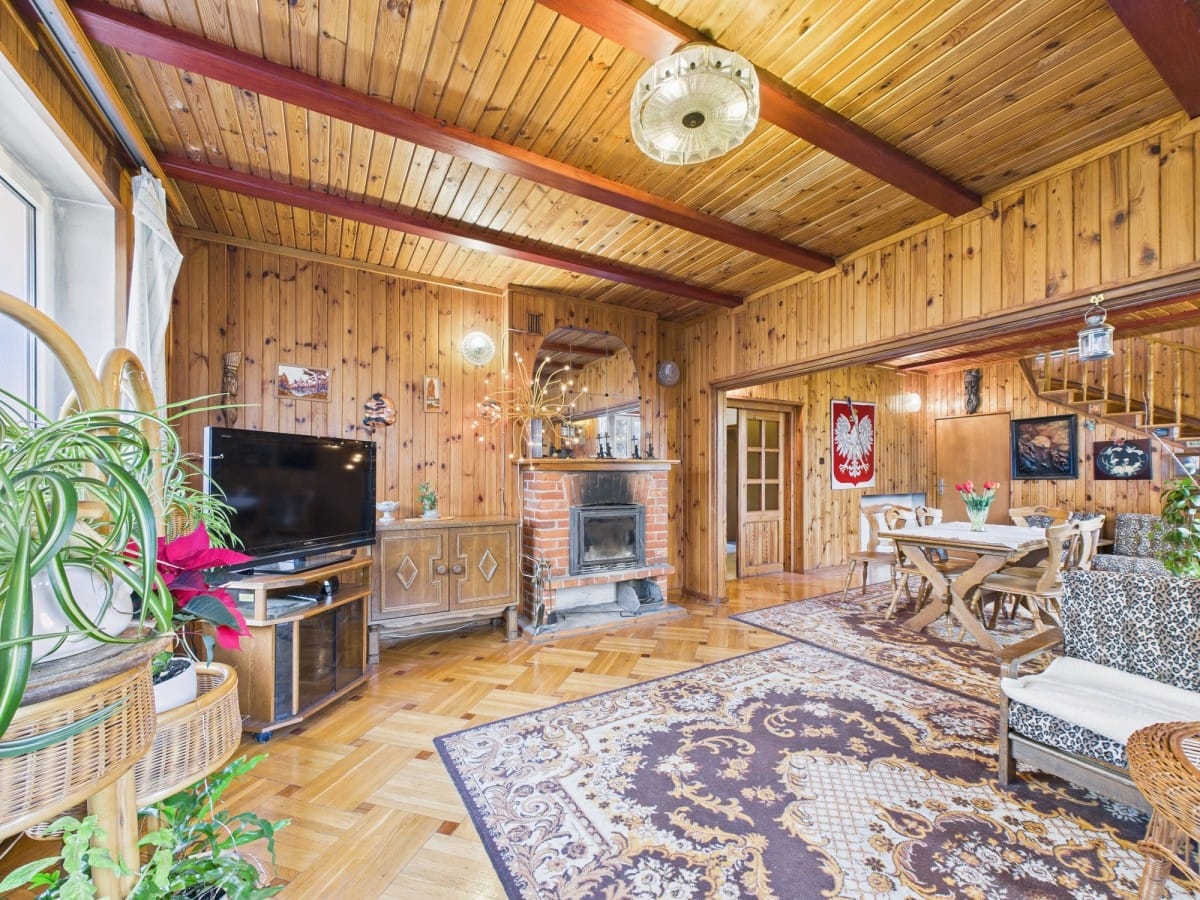 Dom 6 pokojowe na Sprzedaż