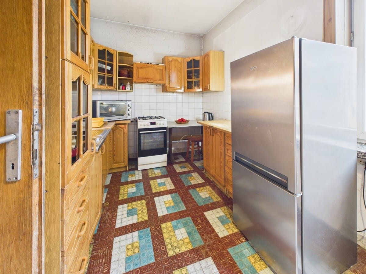 Dom 6 pokojowe na Sprzedaż