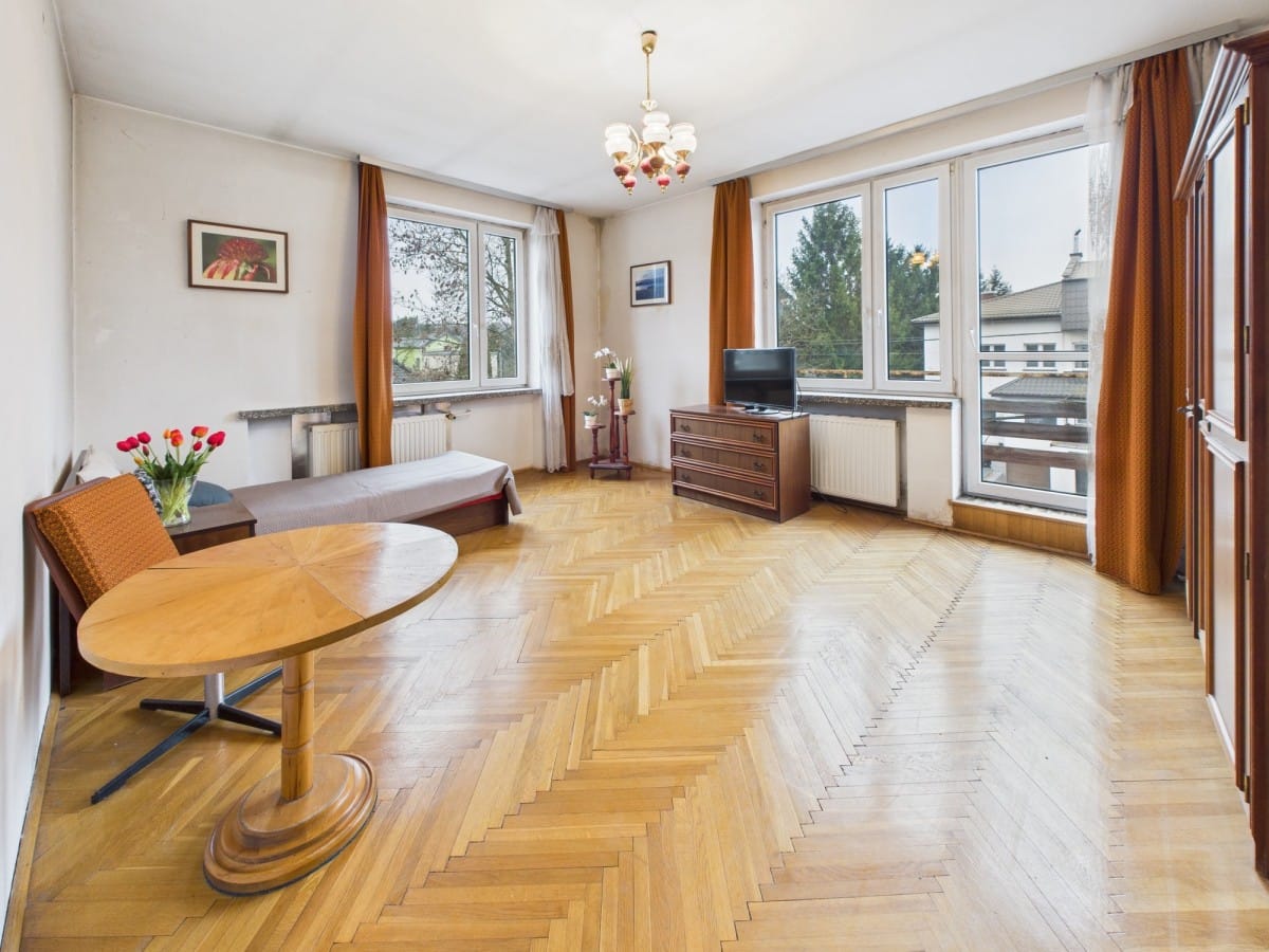 Dom 6 pokojowe na Sprzedaż