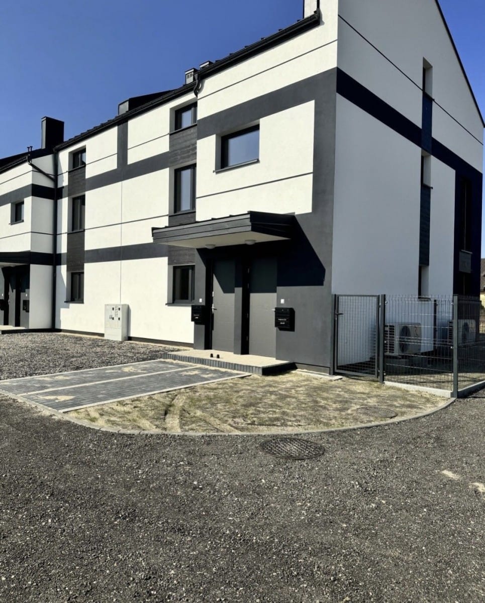 Mieszkanie 3 pokojowe na Sprzedaż