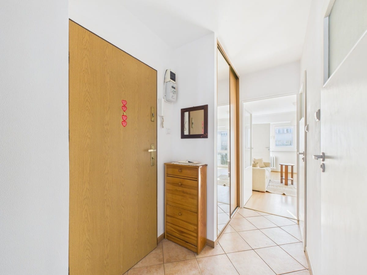 Mieszkanie 3 pokojowe na Sprzedaż