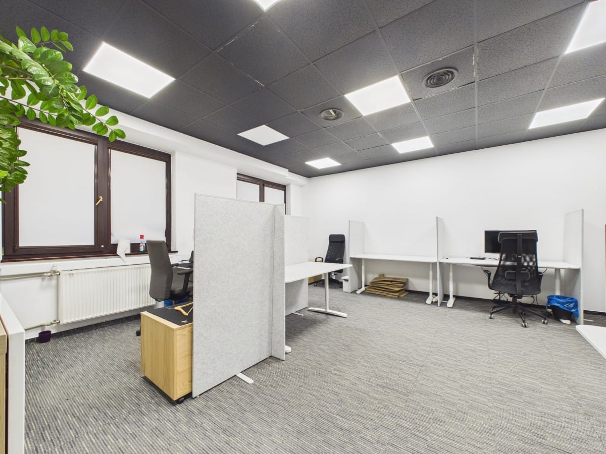 Lokal użytkowy  pokojowe na Wynajem