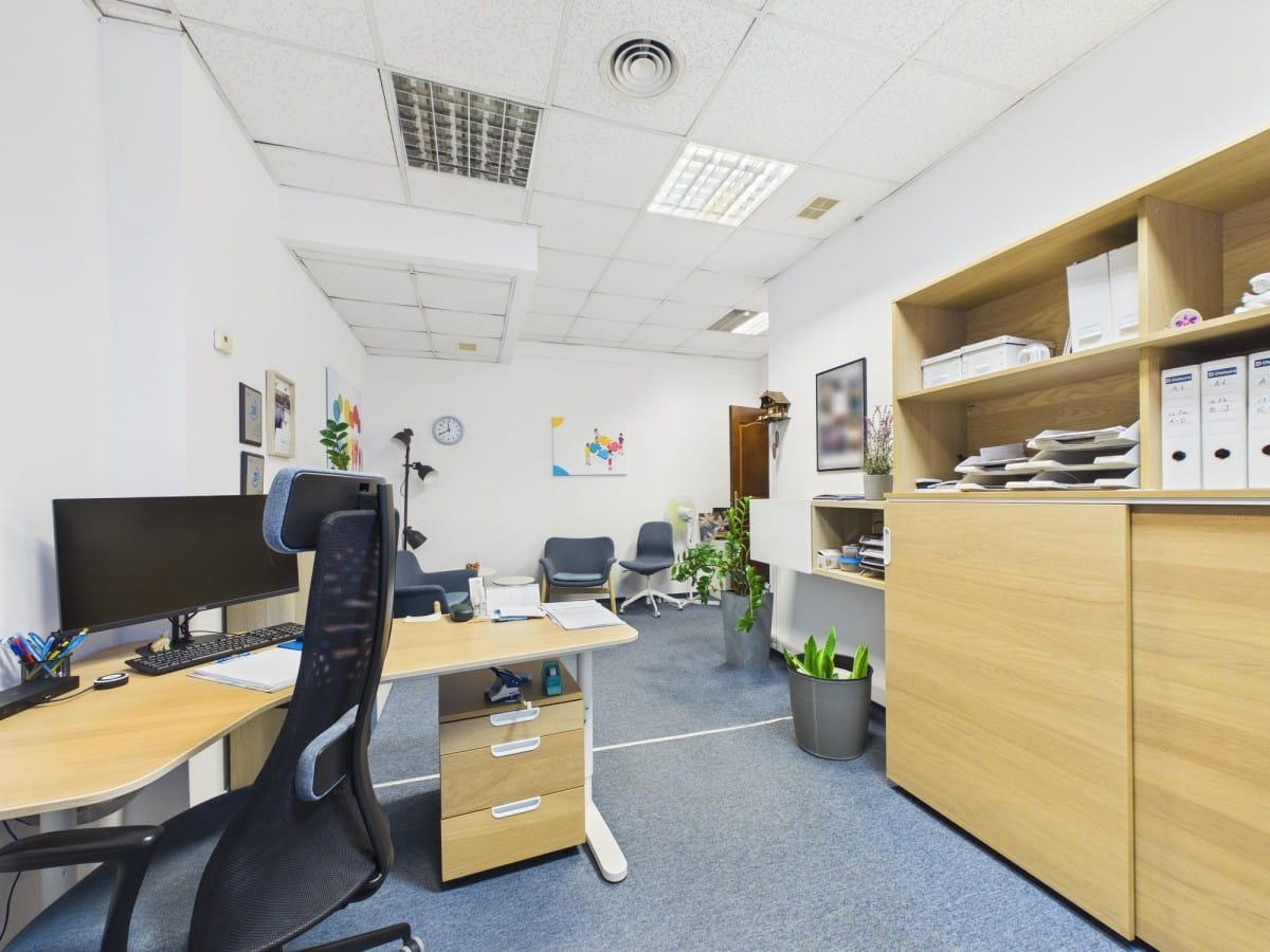 Lokal użytkowy  pokojowe na Wynajem