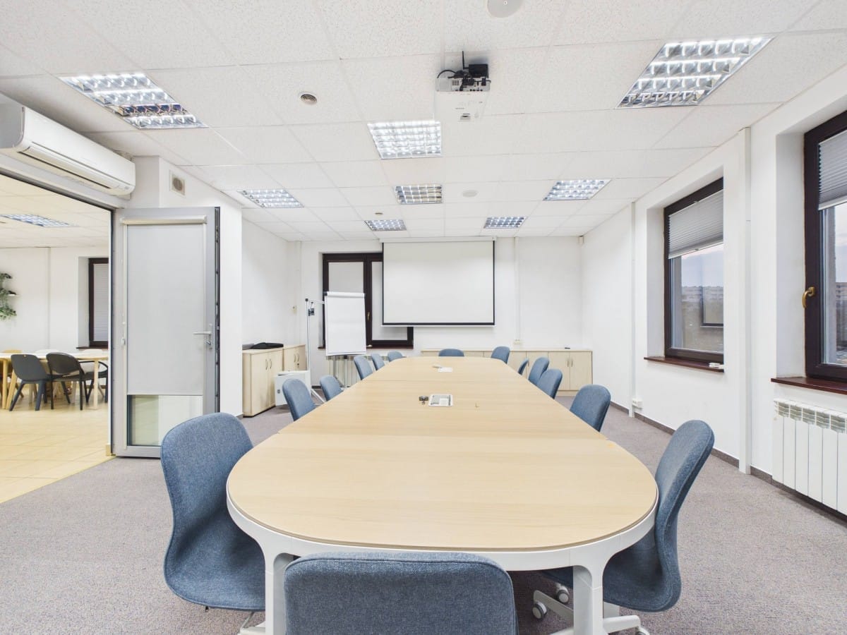 Lokal użytkowy  pokojowe na Wynajem