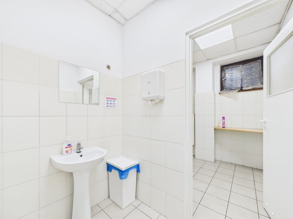 Lokal użytkowy  pokojowe na Wynajem