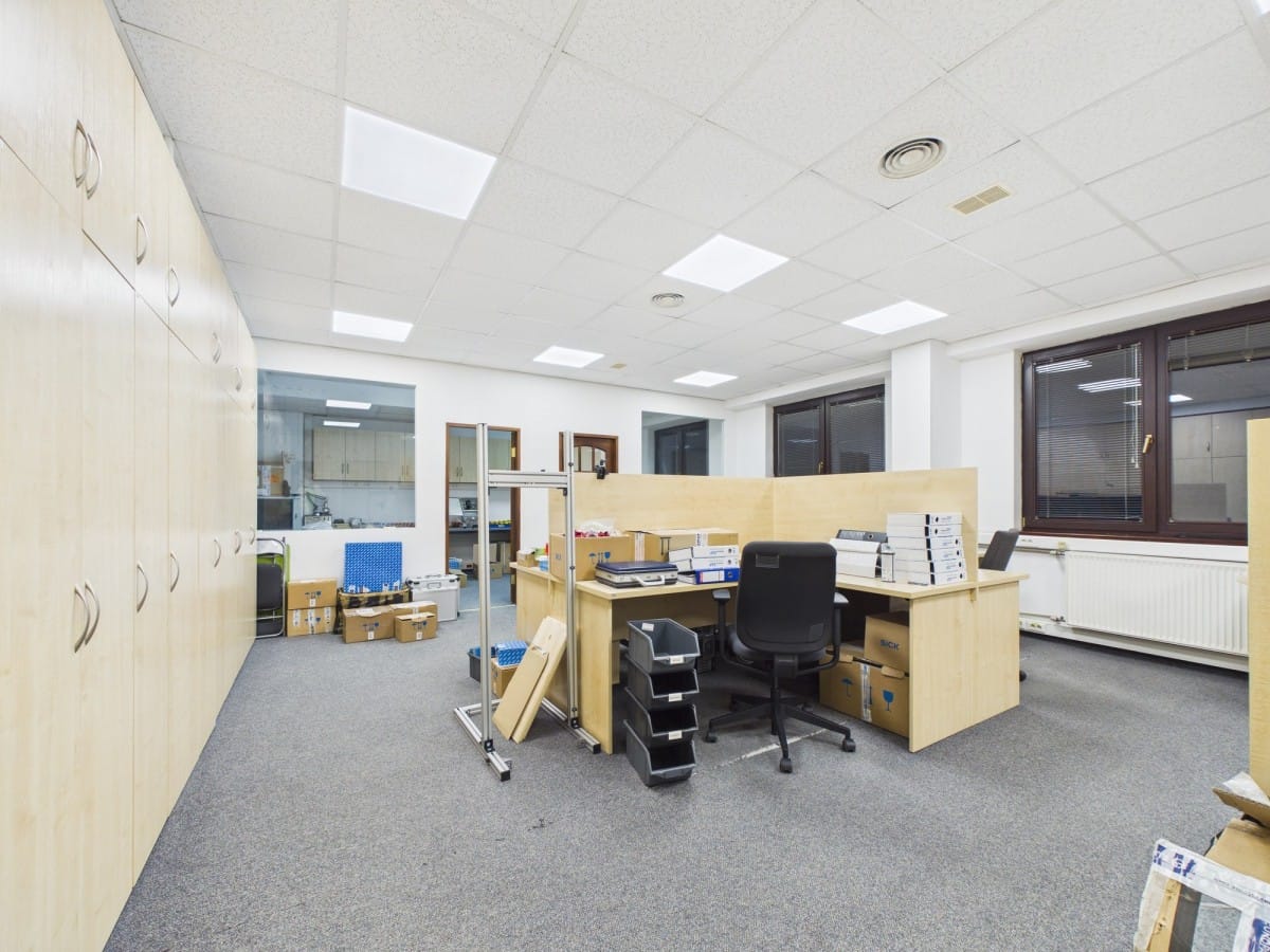 Lokal użytkowy  pokojowe na Wynajem