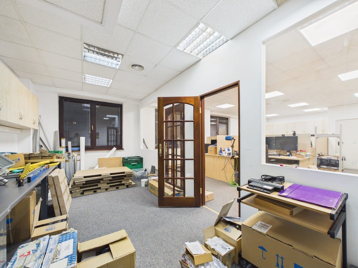 Lokal użytkowy  pokojowe na Wynajem