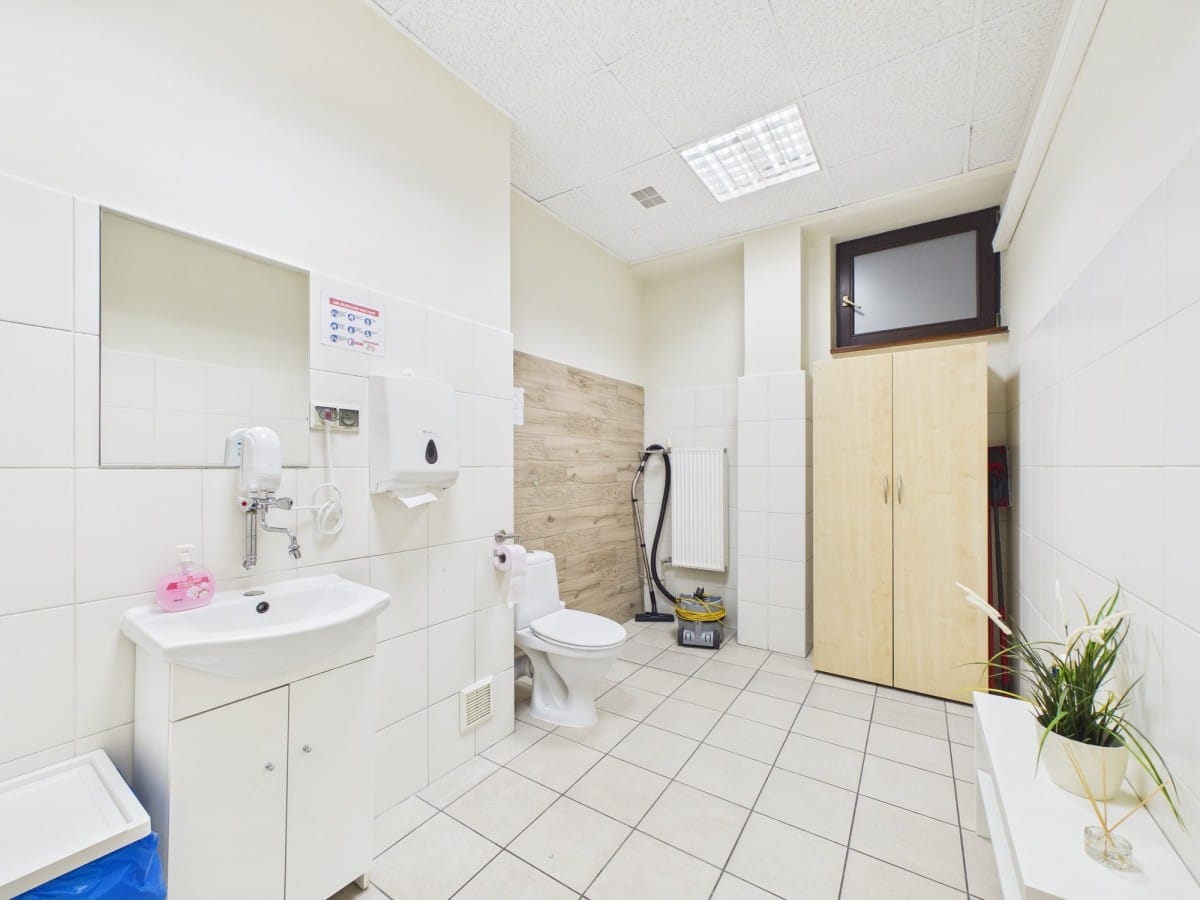 Lokal użytkowy  pokojowe na Wynajem