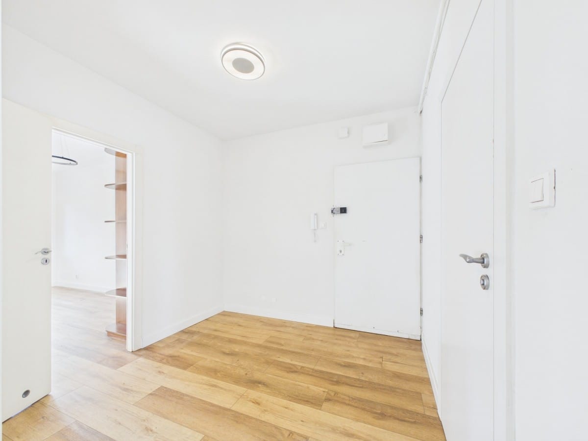 Mieszkanie 5 pokojowe na Sprzedaż