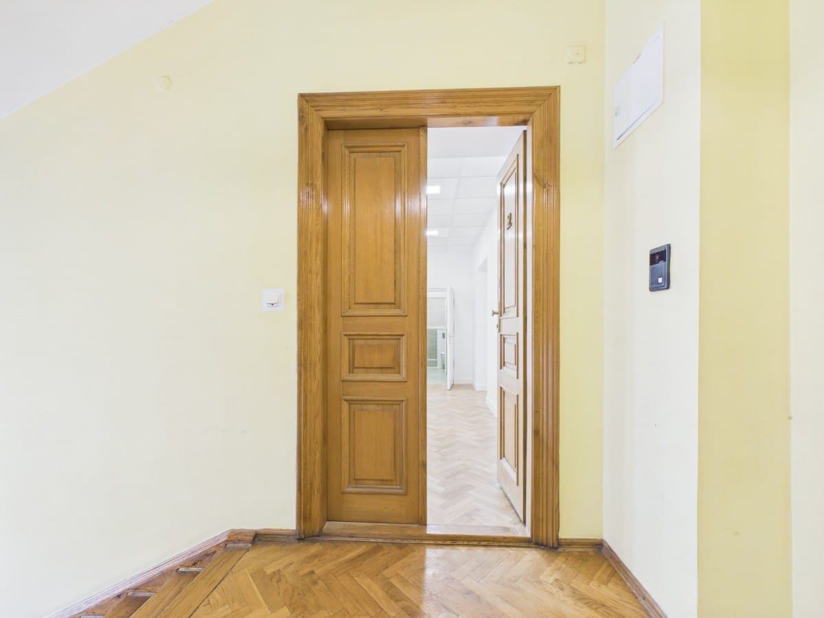 Lokal użytkowy  pokojowe na Wynajem