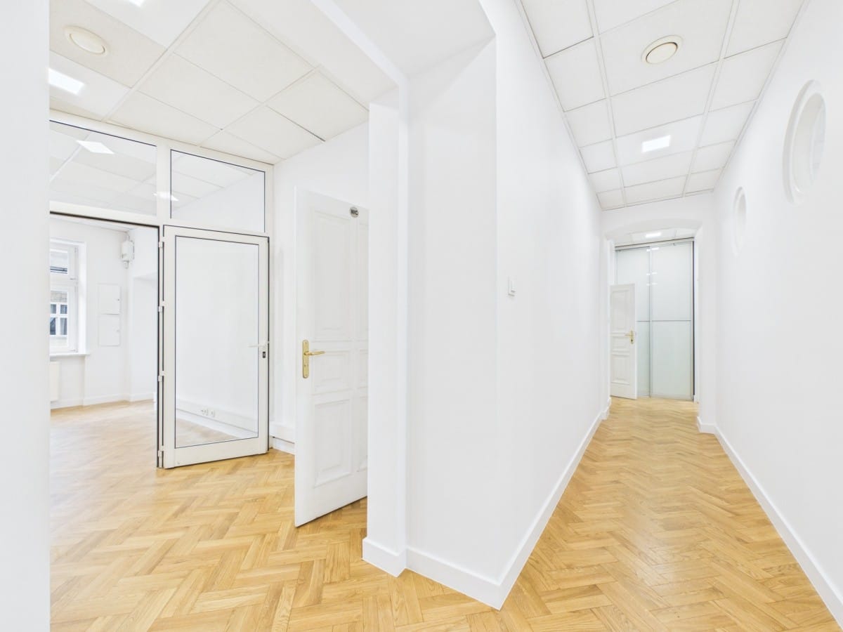 Lokal użytkowy  pokojowe na Wynajem