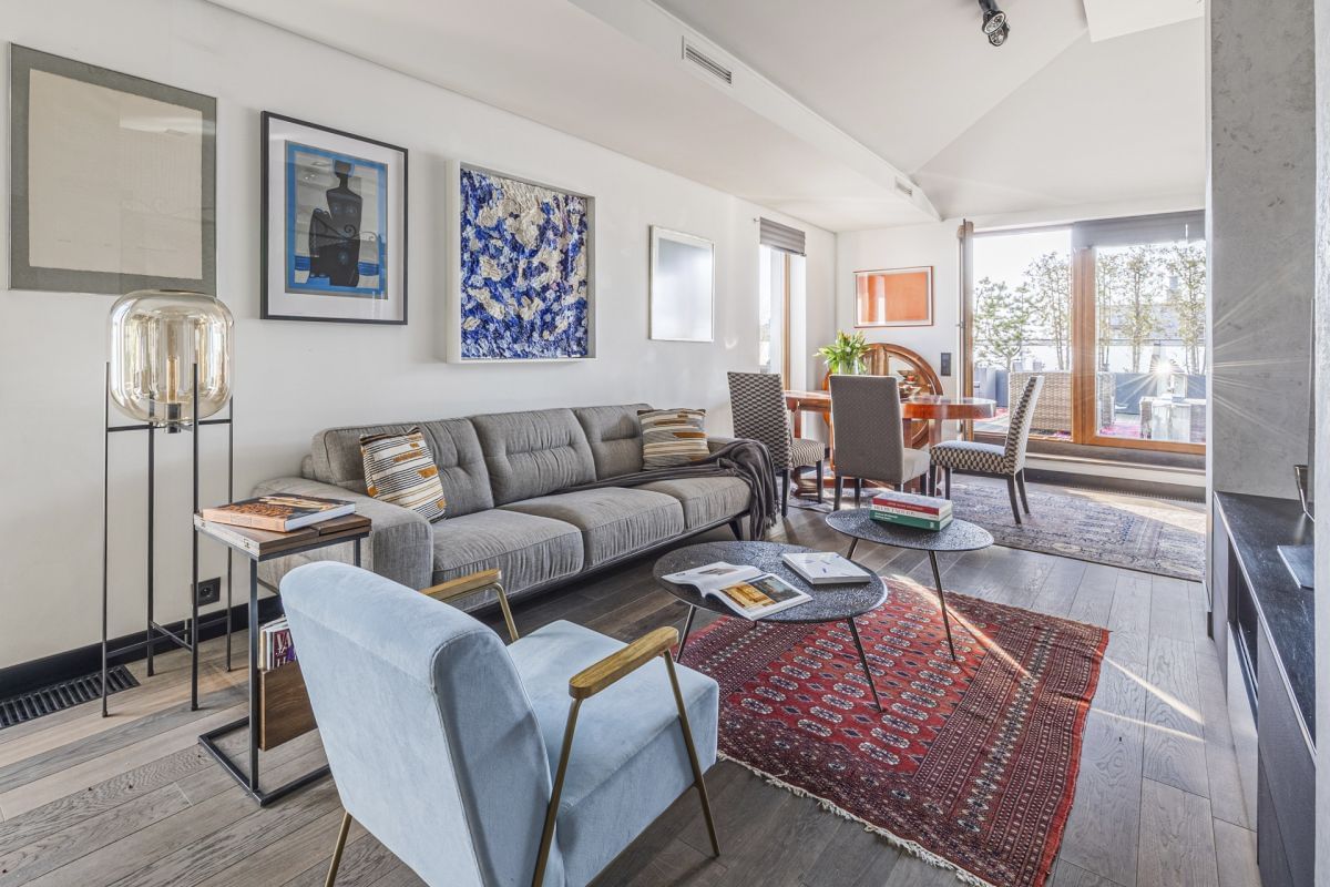 Mieszkanie 3 pokojowe na Sprzedaż