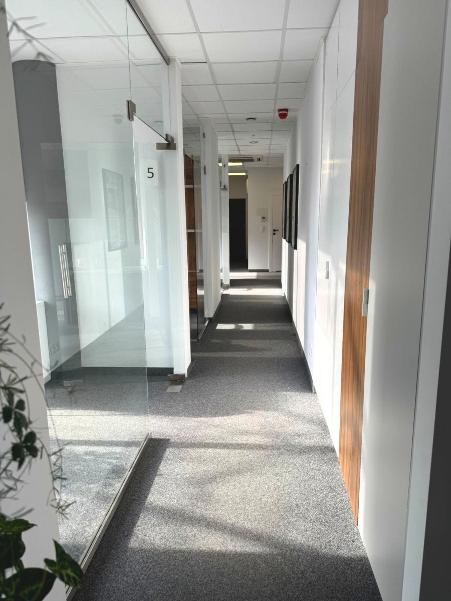 Lokal użytkowy  pokojowe na Sprzedaż