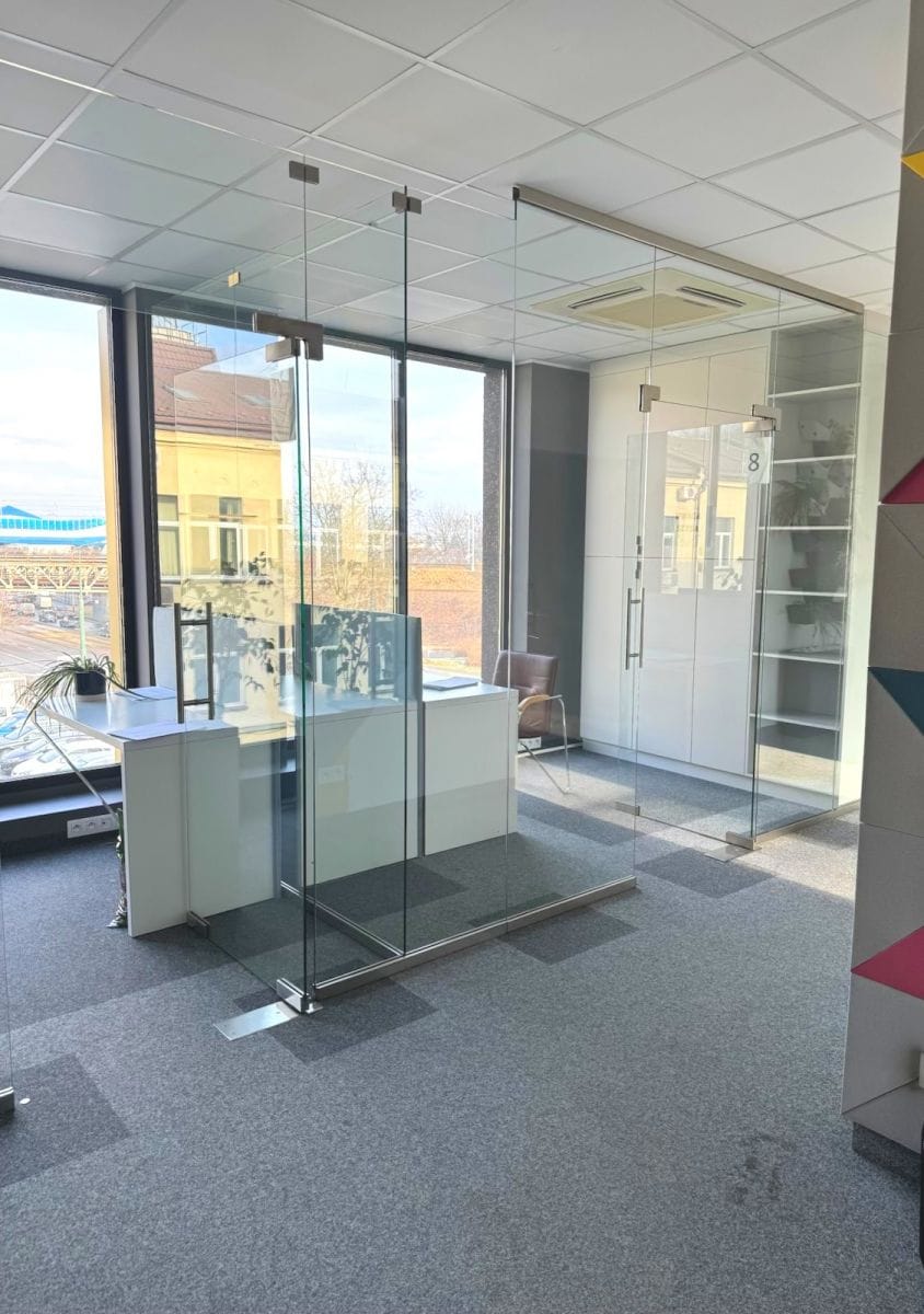 Lokal użytkowy  pokojowe na Sprzedaż