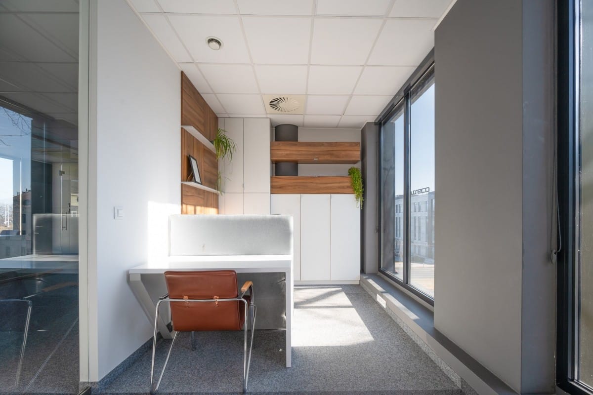 Lokal użytkowy  pokojowe na Sprzedaż