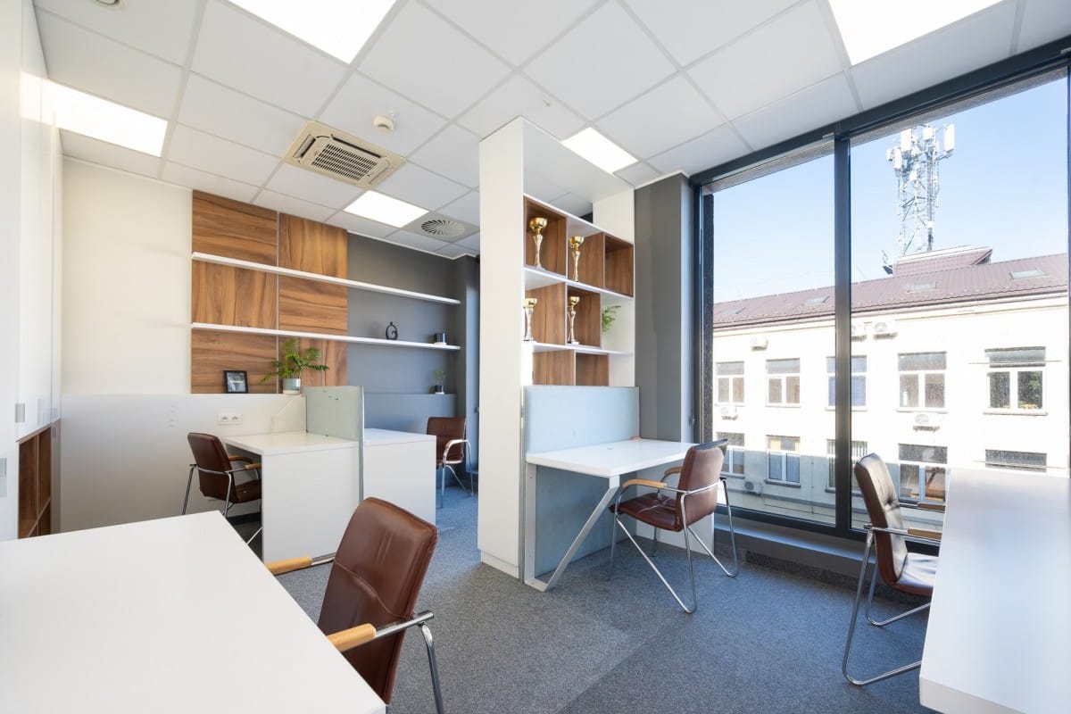 Lokal użytkowy  pokojowe na Sprzedaż