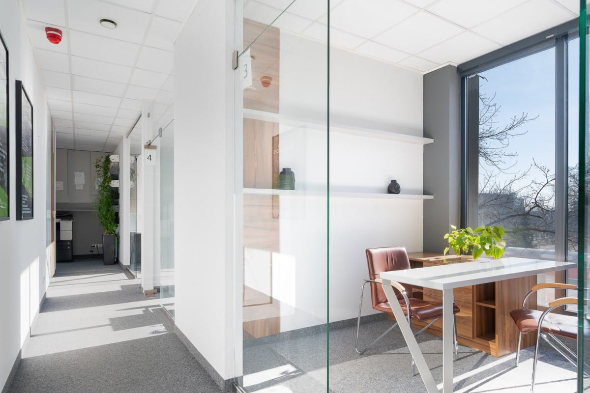 Lokal użytkowy  pokojowe na Sprzedaż