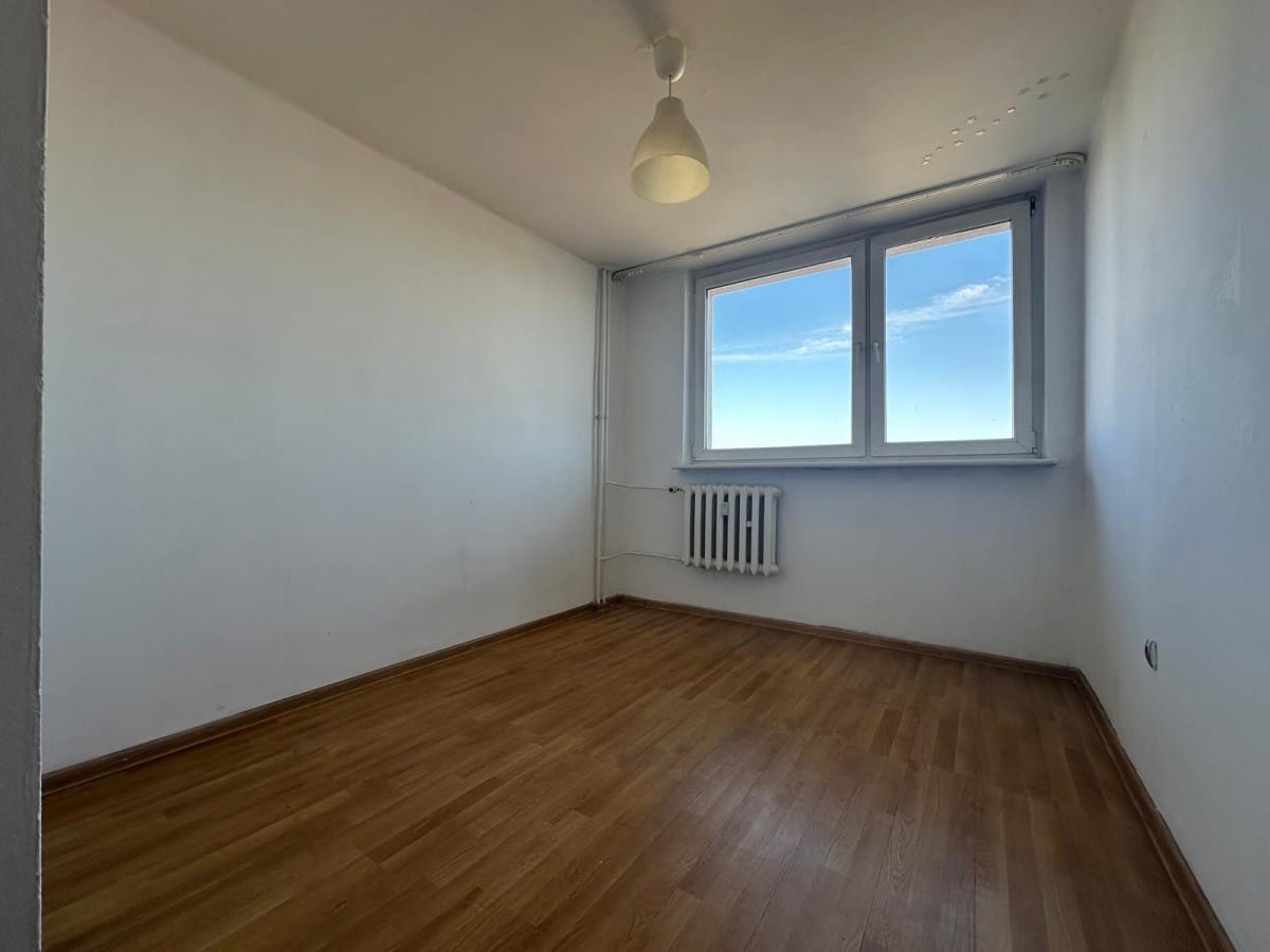 Dom 10 pokojowe na Sprzedaż