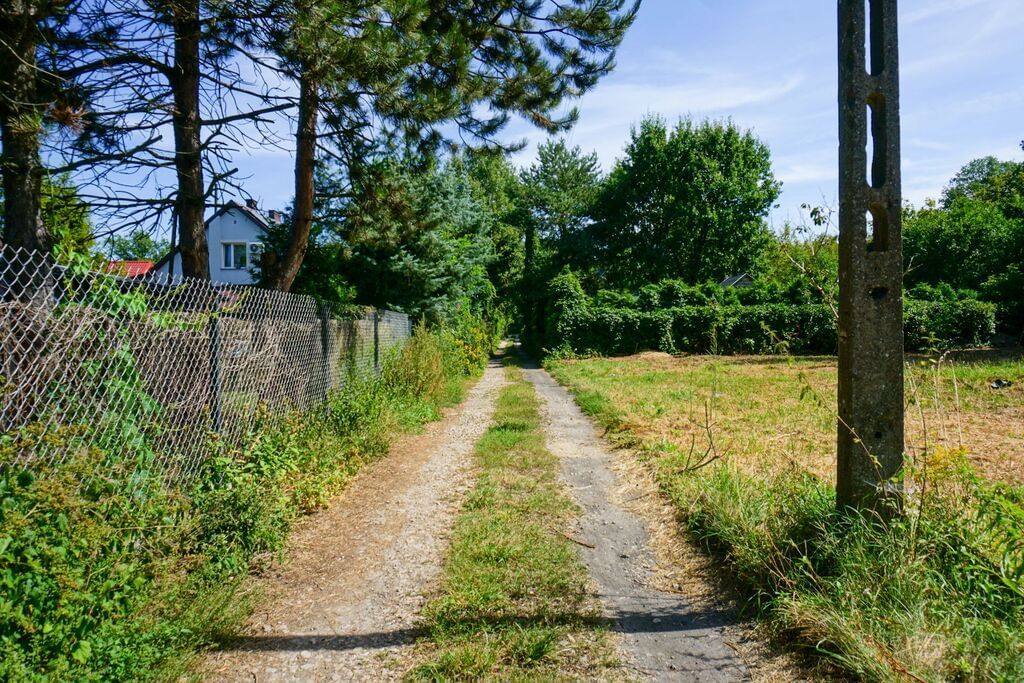 Działka  pokojowe na Sprzedaż
