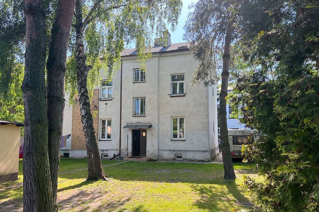 Dom 14 pokojowe na Sprzedaż
