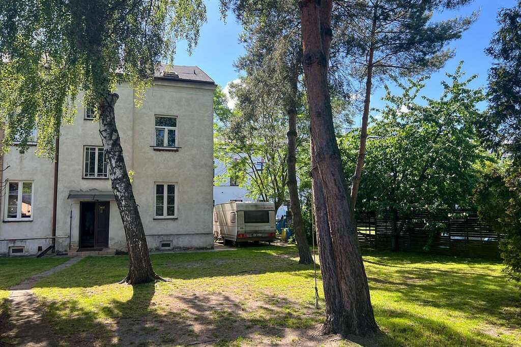 Dom 14 pokojowe na Sprzedaż