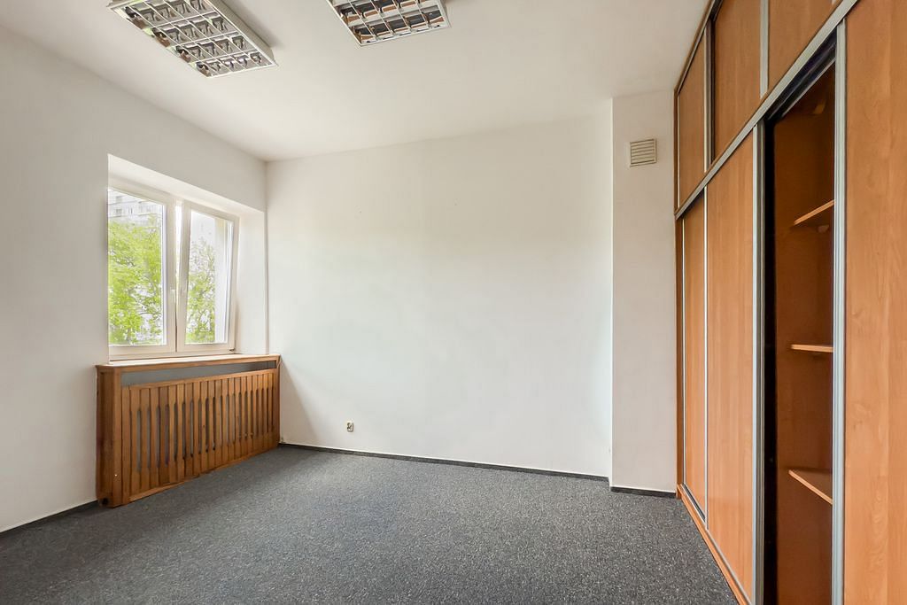 Lokal użytkowy  pokojowe na Wynajem