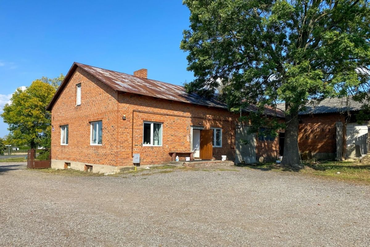 Dom 5 pokojowe na Sprzedaż